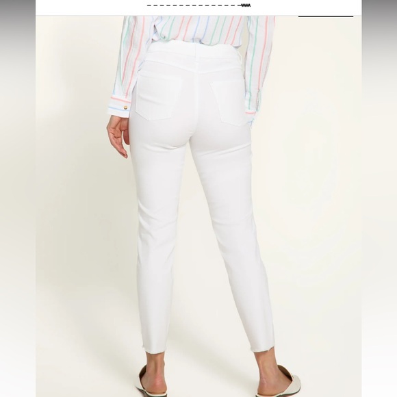 Women’s French Dressing Jeans - Picture 2 of 10